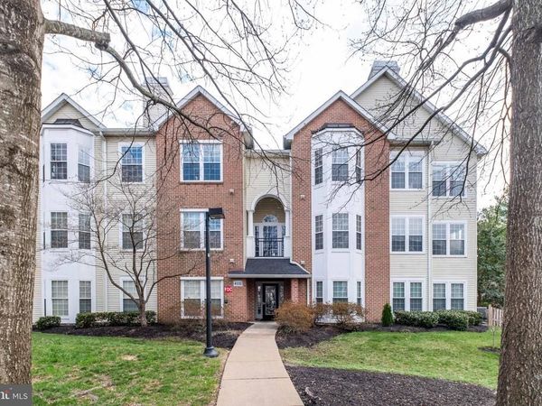 4132 FOUNTAINSIDE LANE, Unit 204, FAIRFAX, VA 22030