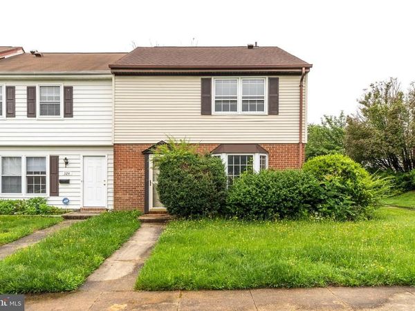 322 CLAY STREET, FREDERICKSBURG, VA 22408