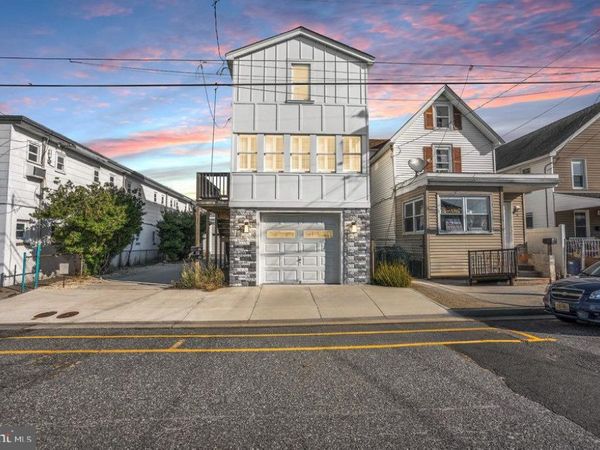 113 W ROBERTS AVENUE, WILDWOOD, NJ 08260