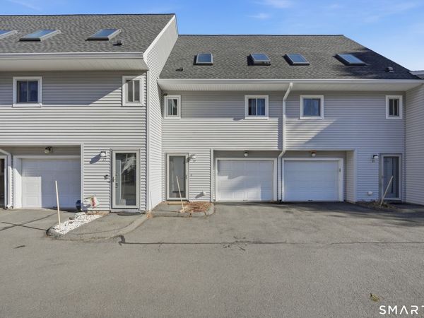 19 Chelsea, Unit 19, East Granby, CT 06026