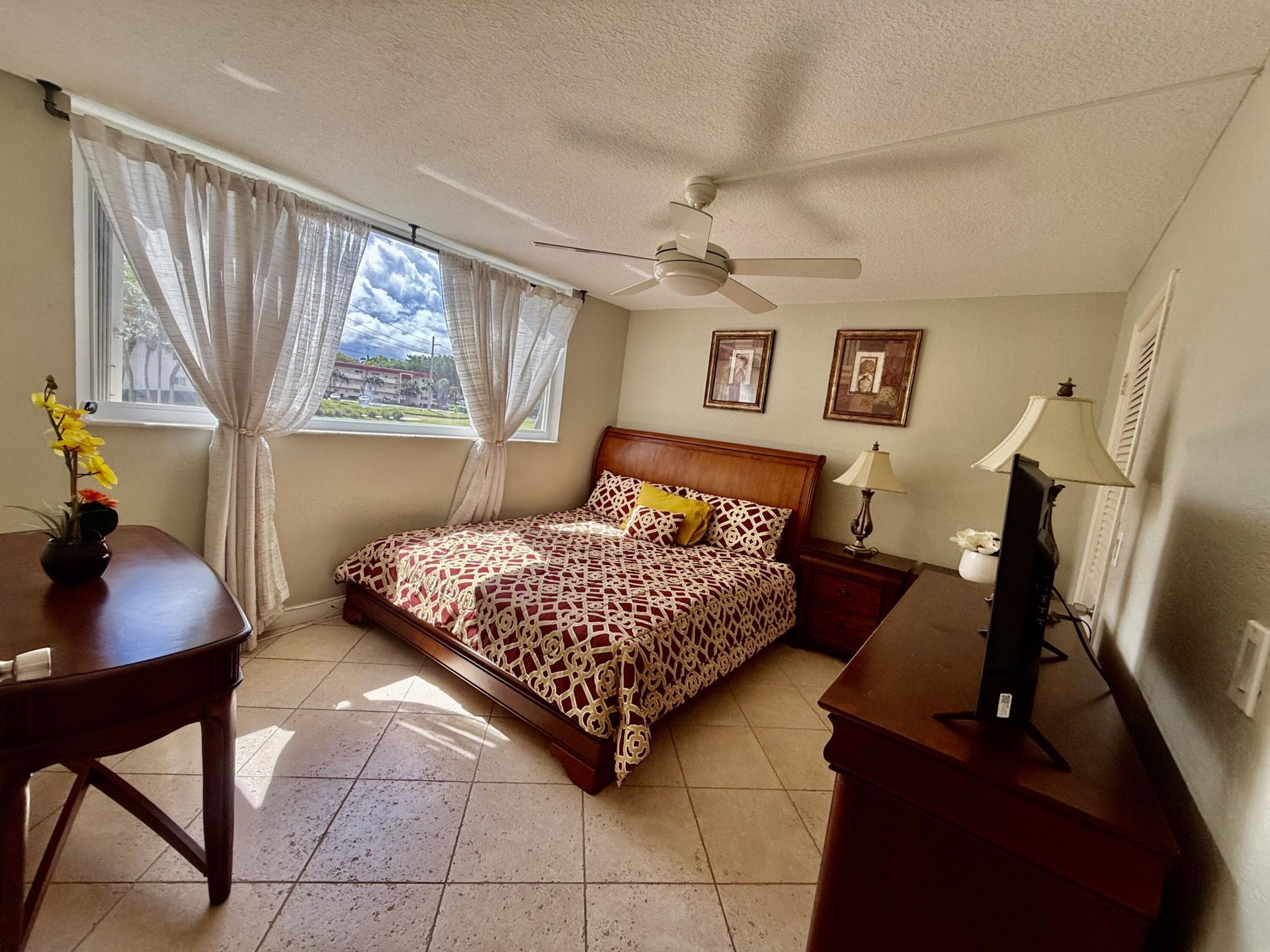 8970 S Hollybrook Boulevard, Unit 207, Pembroke Pines, FL 33025 Photo