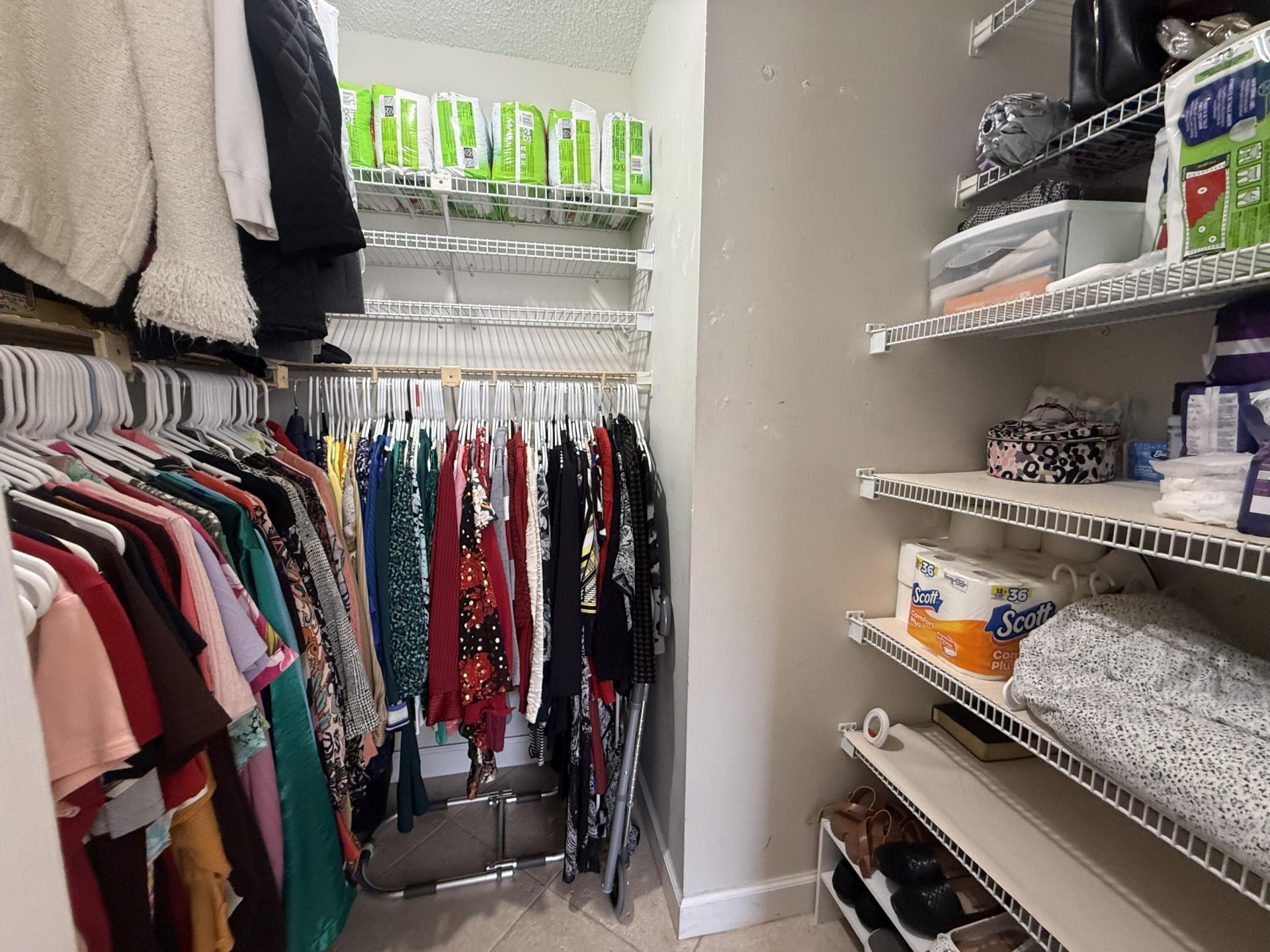 8970 S Hollybrook Boulevard, Unit 207, Pembroke Pines, FL 33025 Photo