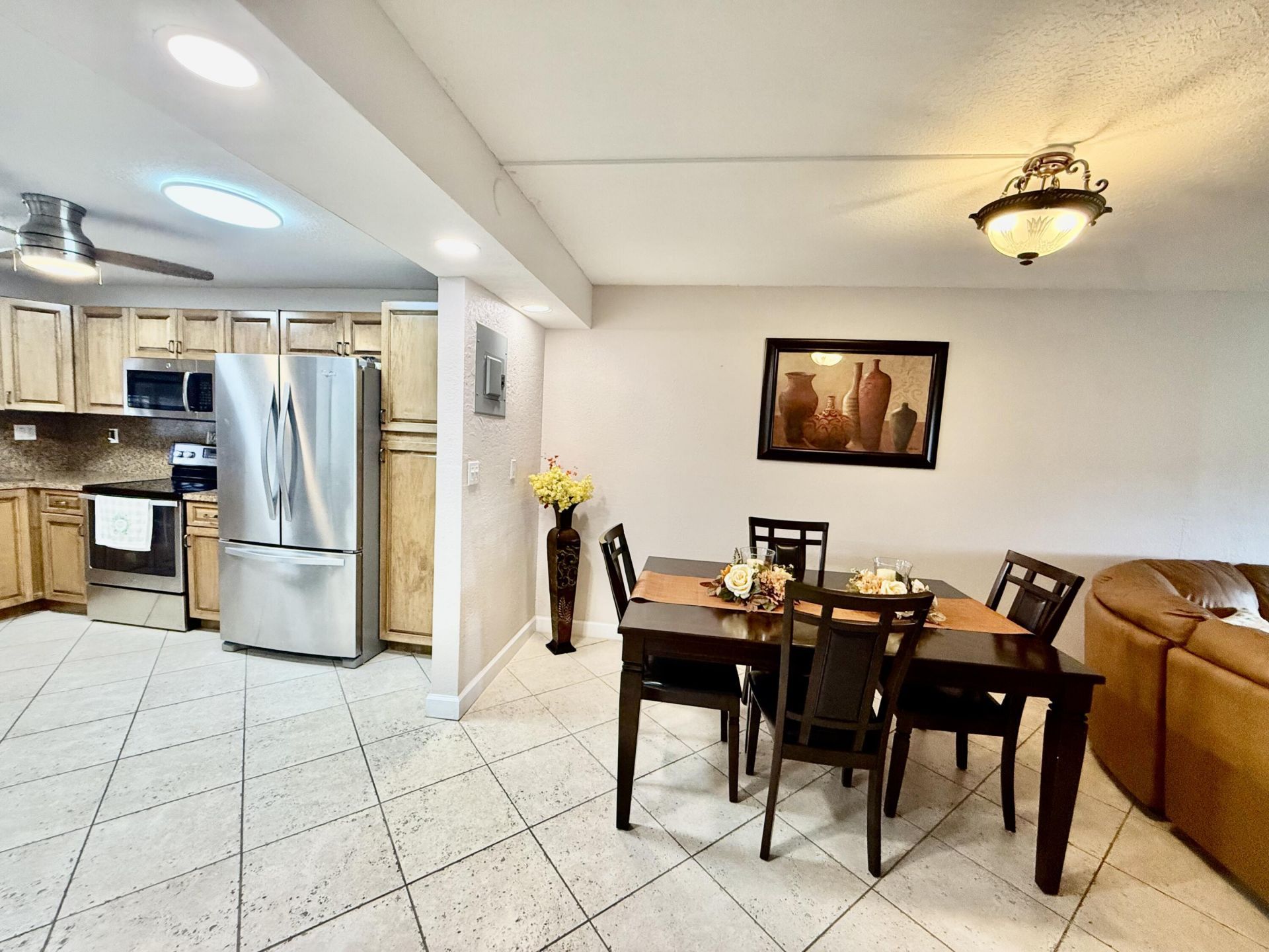 8970 S Hollybrook Boulevard, Unit 207, Pembroke Pines, FL 33025 Photo