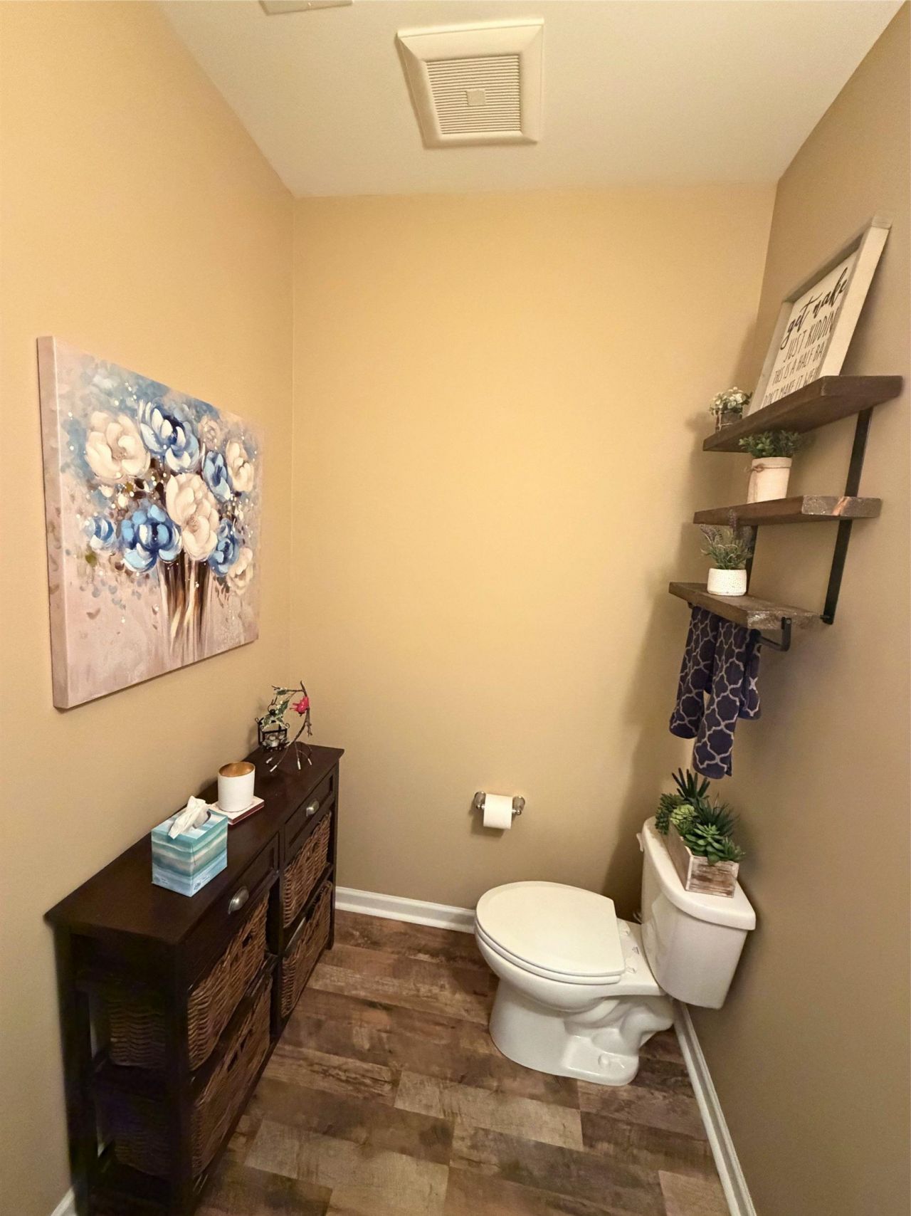 720 Pickering Dr. Photo 10