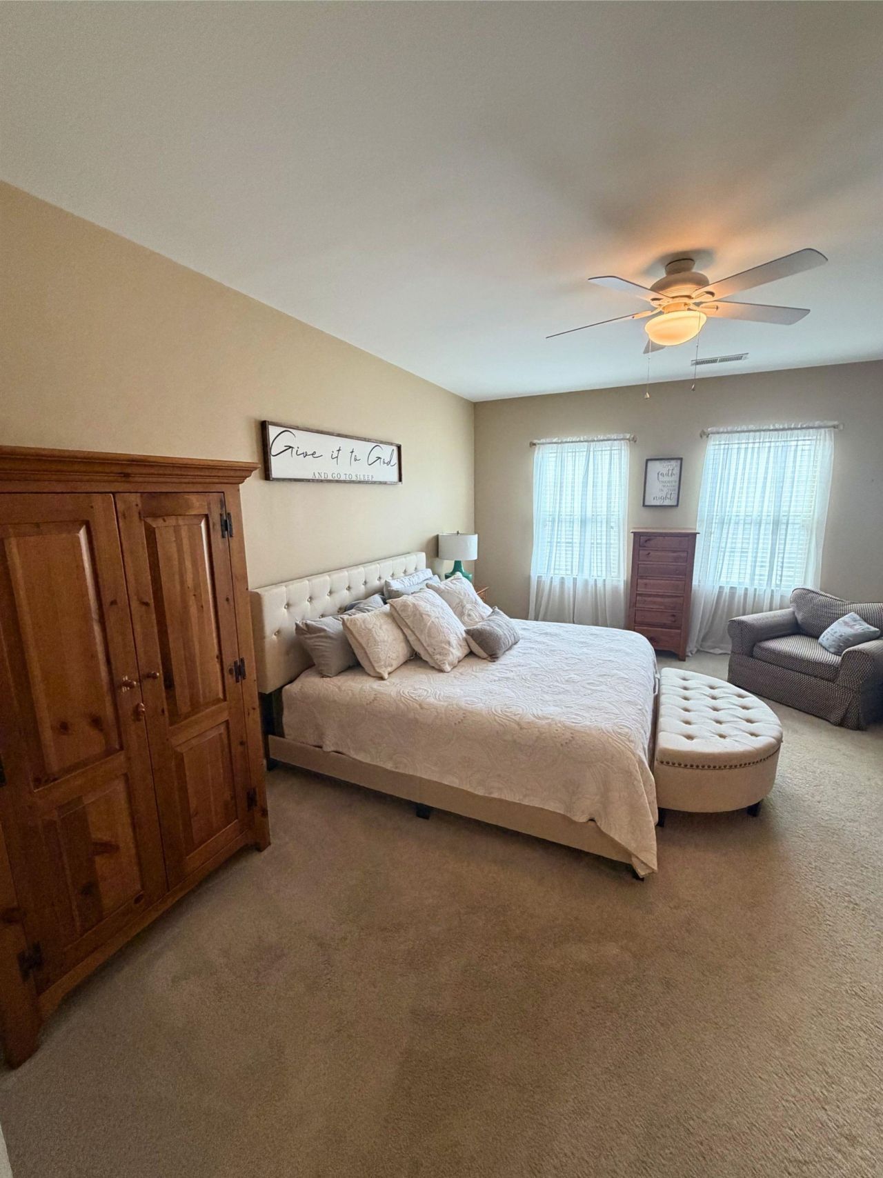 720 Pickering Dr. Photo 12