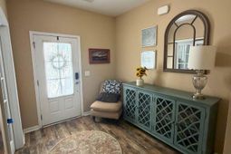 720 Pickering Dr. photo 4