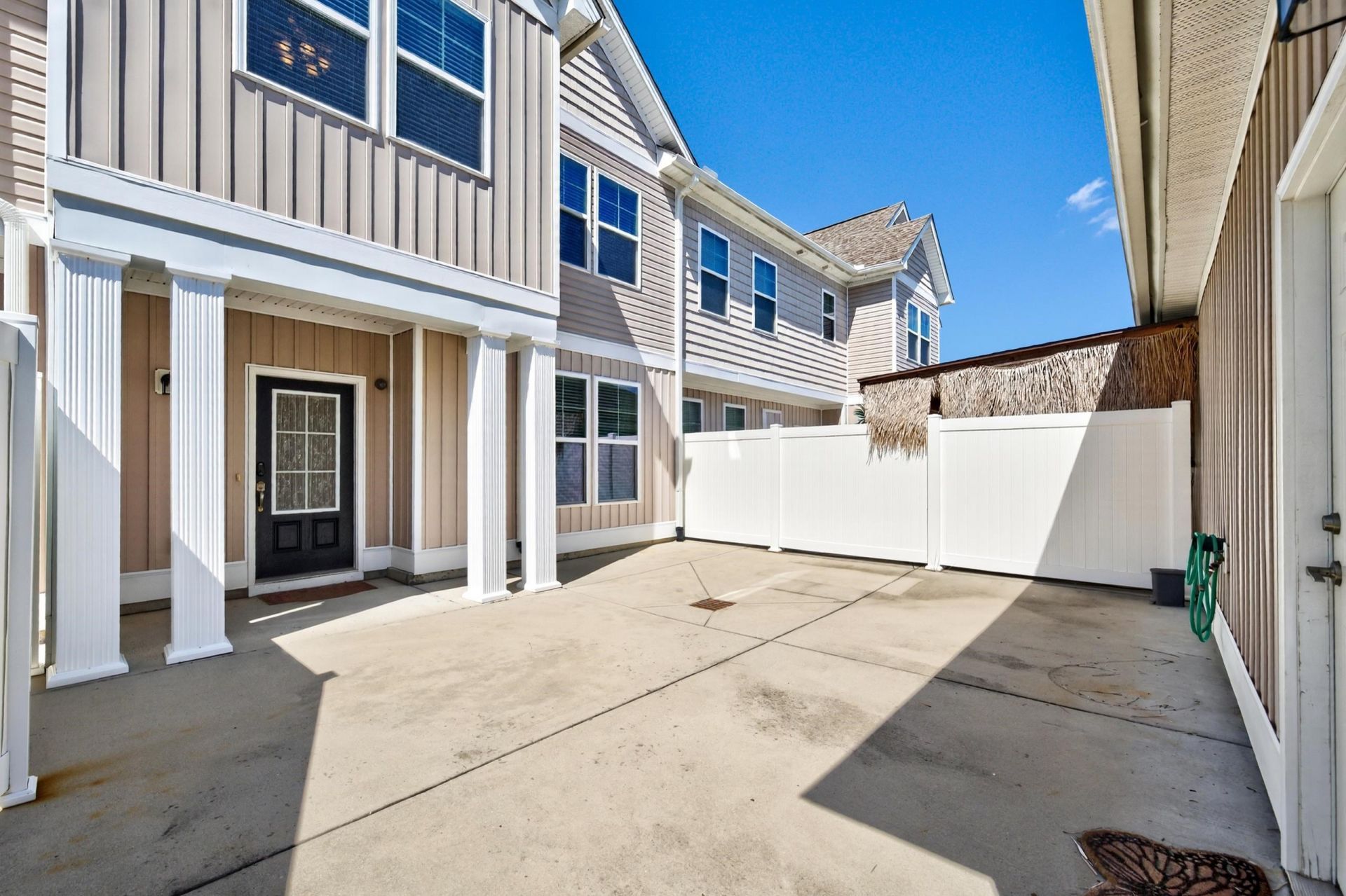 720 Pickering Dr. Photo 36