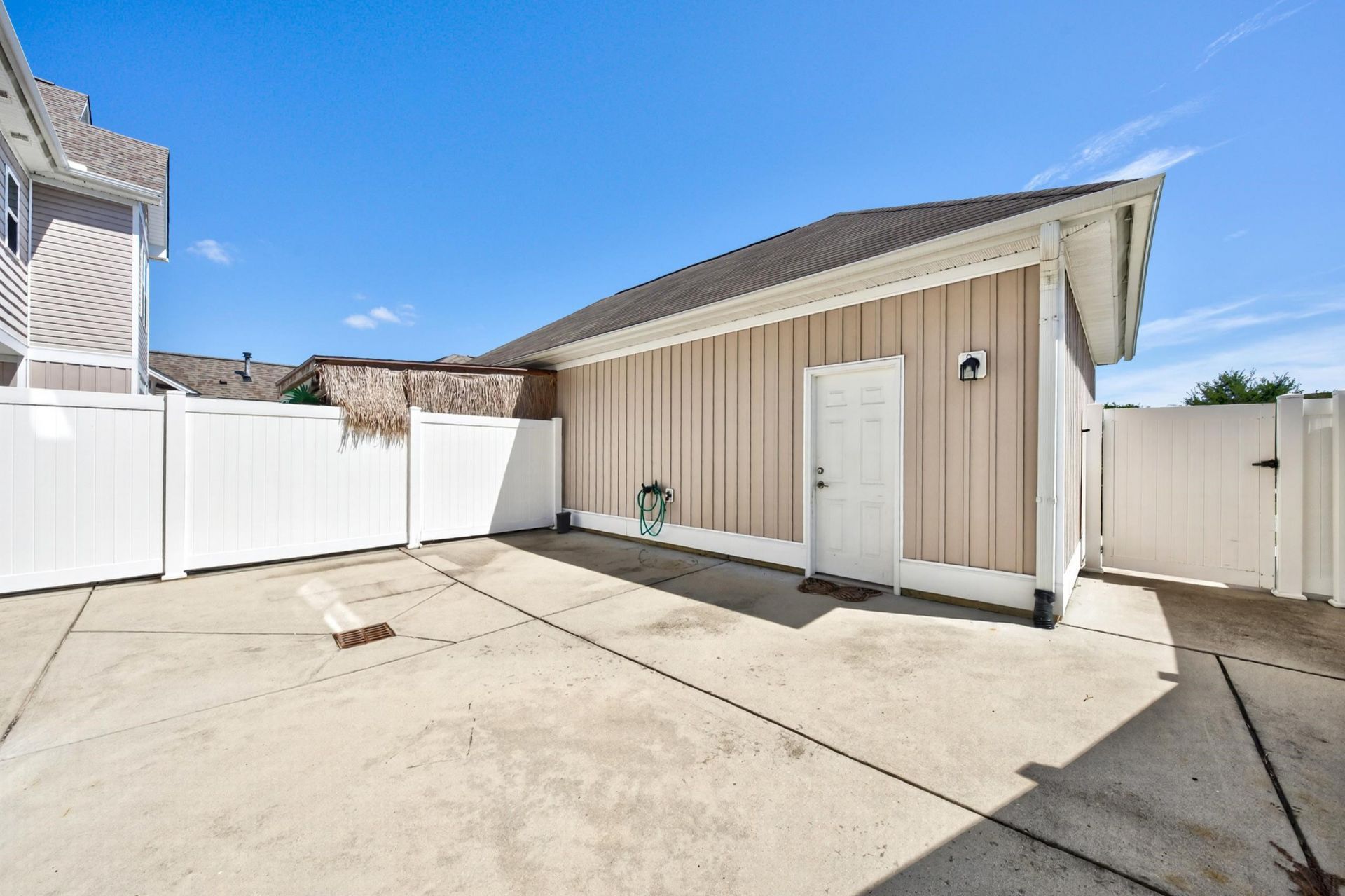 720 Pickering Dr. Photo 37