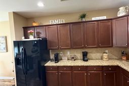 720 Pickering Dr. photo 4