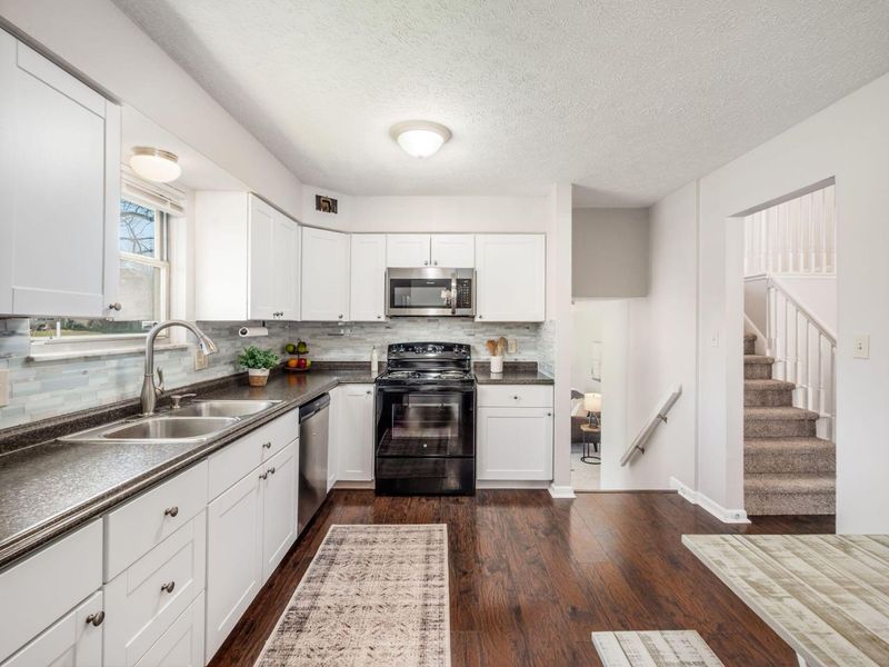 1638 Carrigallen Lane, Columbus, OH 43228 Photo 15