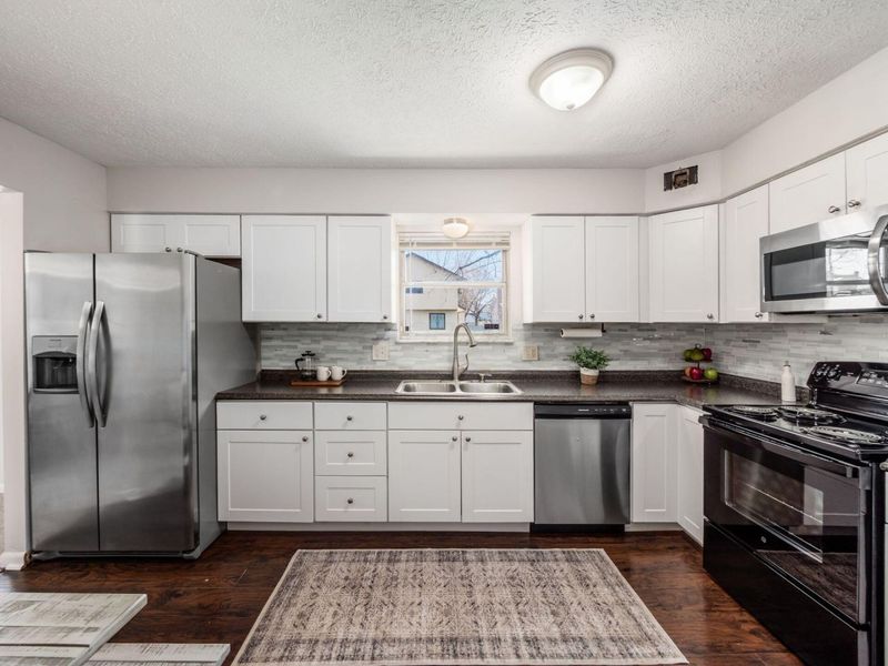 1638 Carrigallen Lane, Columbus, OH 43228 Photo 16