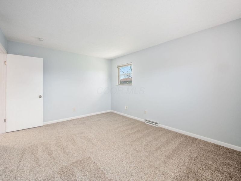 1638 Carrigallen Lane, Columbus, OH 43228 Photo 33