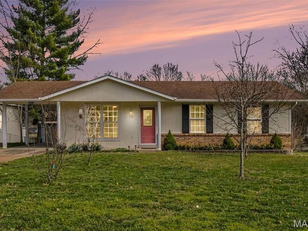 110 Rock Bridge Road, Villa Ridge, MO 63089