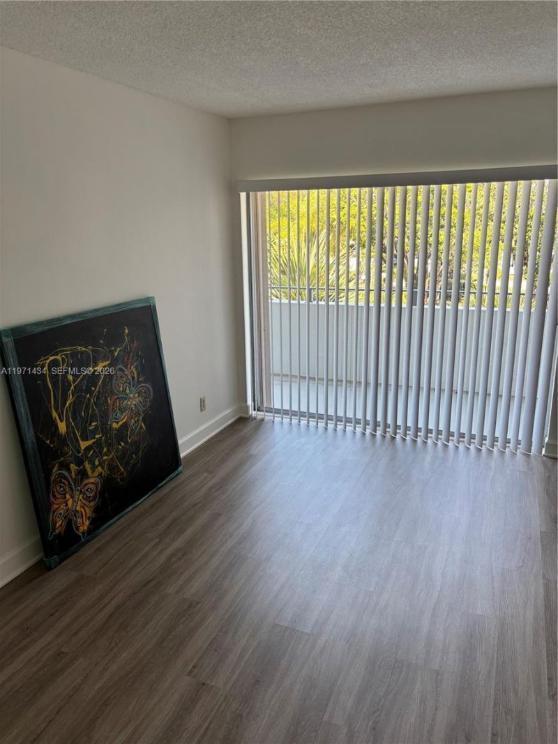 7900 Camino Cir, Unit 308, Miami, FL 33143 Photo