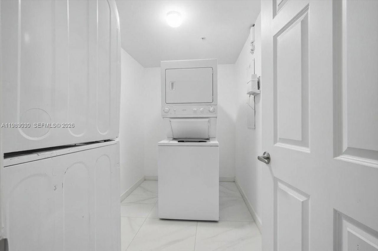 8390 SW 72nd Ave , Unit 106, Miami, FL 33143 Photo