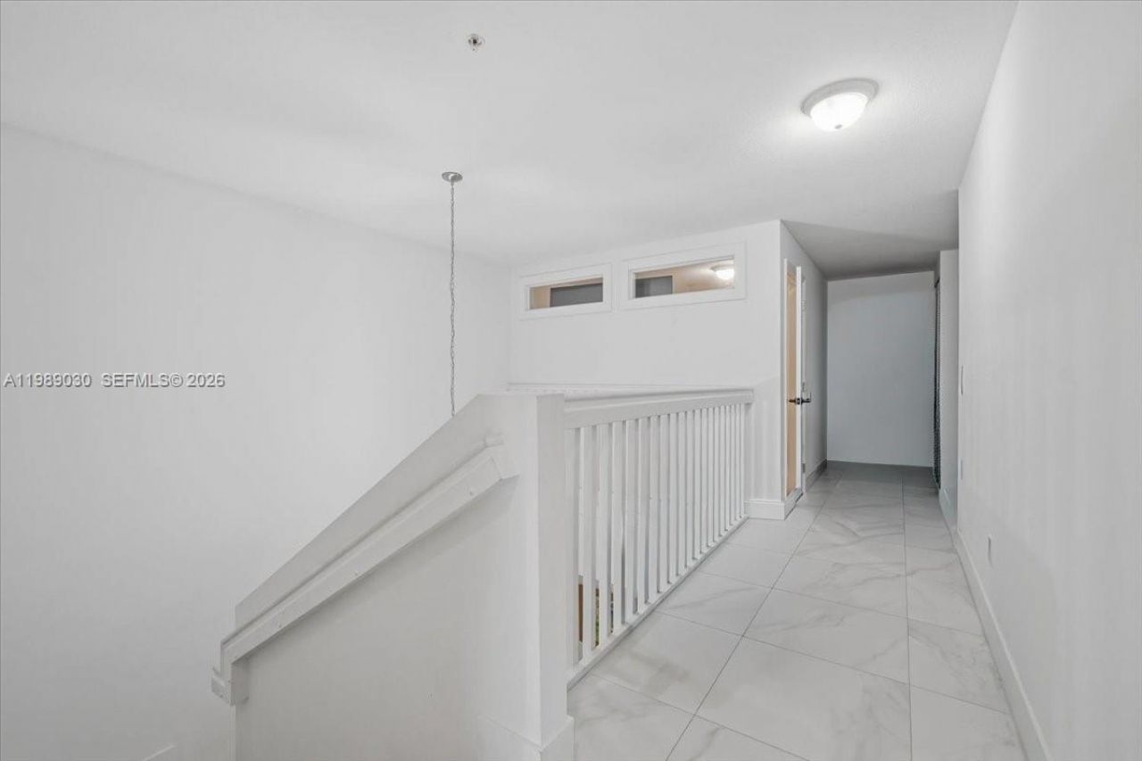 8390 SW 72nd Ave , Unit 106, Miami, FL 33143 Photo