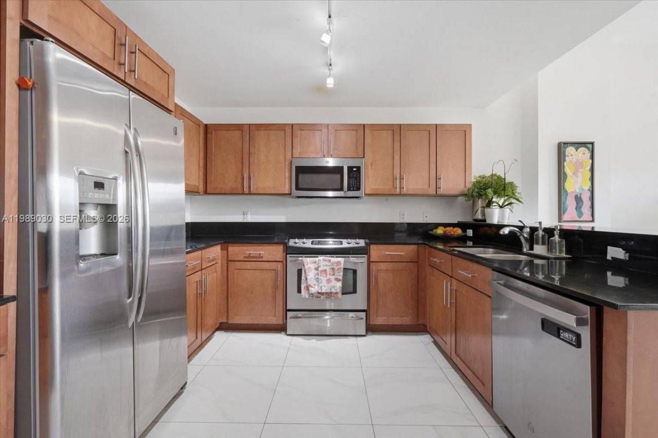 8390 SW 72nd Ave , Unit 106, Miami, FL 33143 Photo