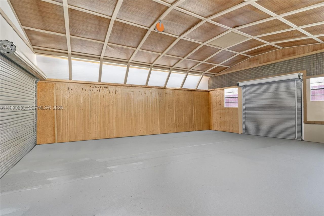 8435 NW 6th Ave, Gainesville, FL 32607 Photo