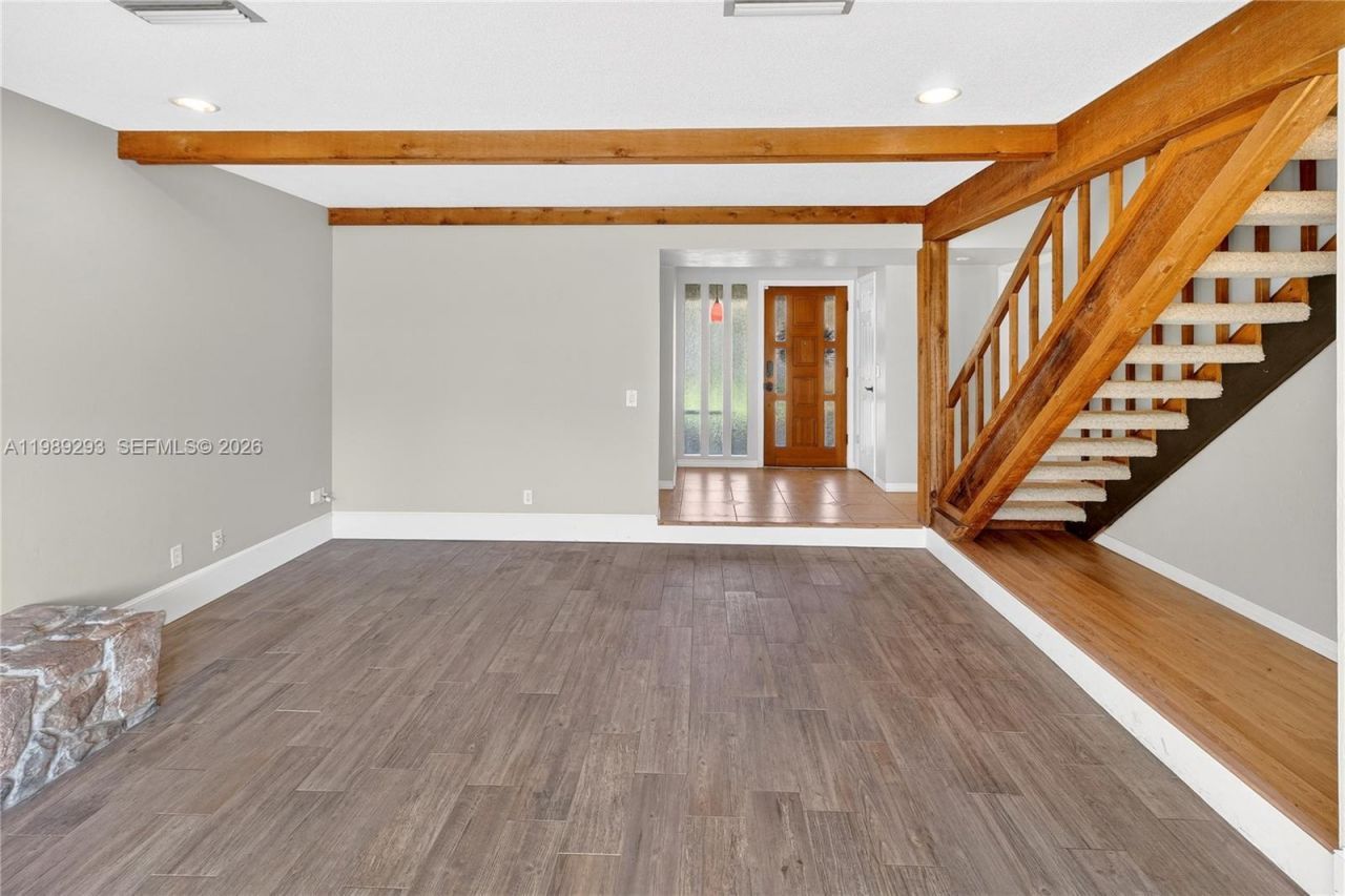 8435 NW 6th Ave, Gainesville, FL 32607 Photo