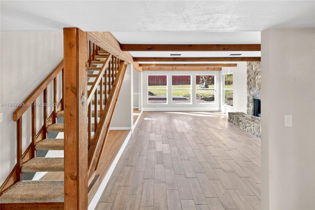 8435 NW 6th Ave, Gainesville, FL 32607 Photo