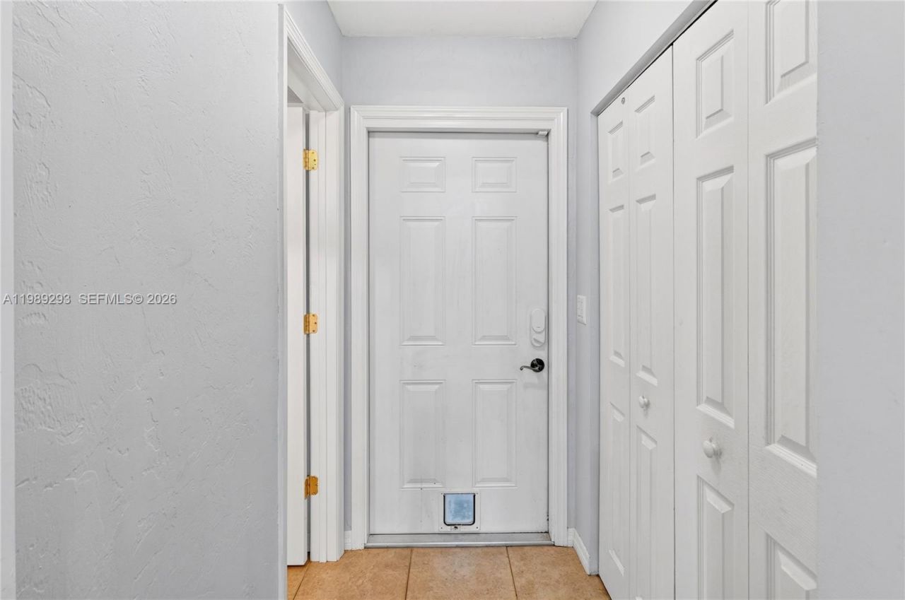 8435 NW 6th Ave, Gainesville, FL 32607 Photo