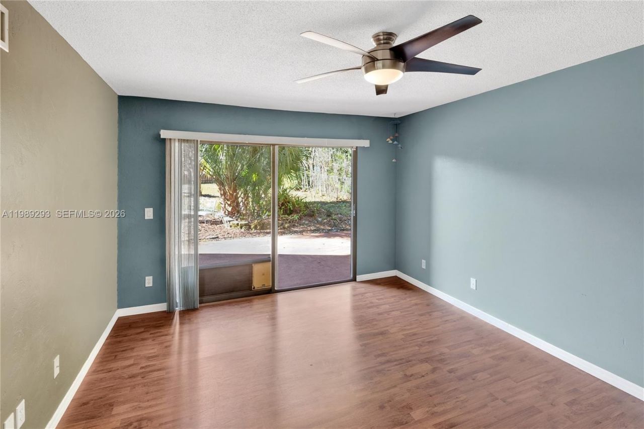 8435 NW 6th Ave, Gainesville, FL 32607 Photo