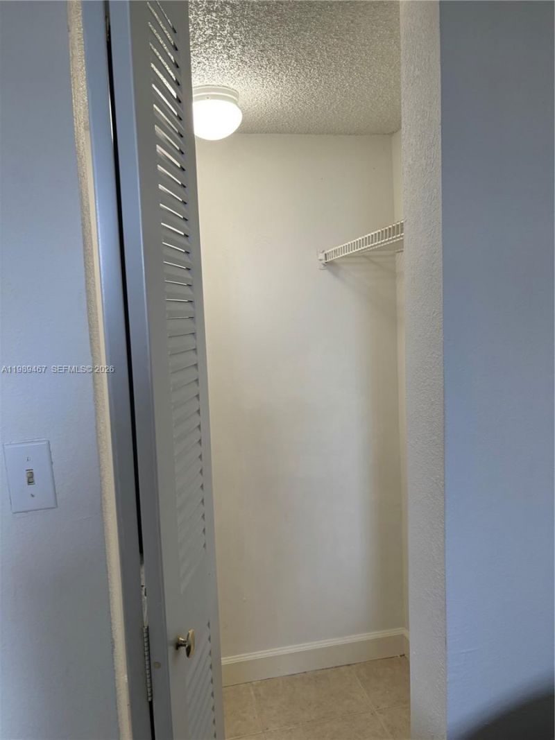 10900 SW 104th St , Unit 303, Miami, FL 33176 Photo