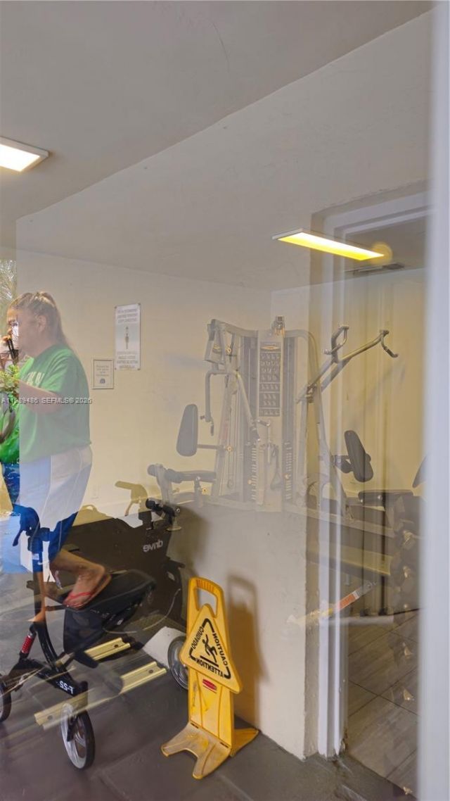 4550 NW 9th St , Unit 505E, Miami, FL 33126 Photo