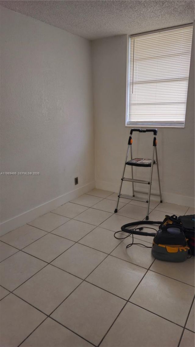 4550 NW 9th St , Unit 505E, Miami, FL 33126 Photo