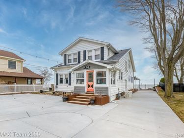 7745 Lakeview Drive, Worth Twp, MI 48450