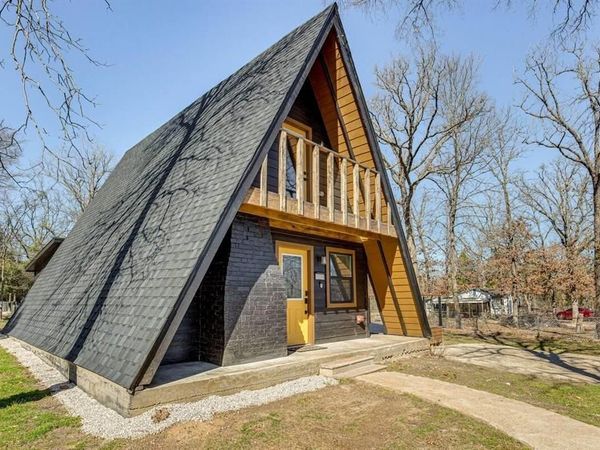 5248 Sam Houston Drive, Log Cabin, TX 75148