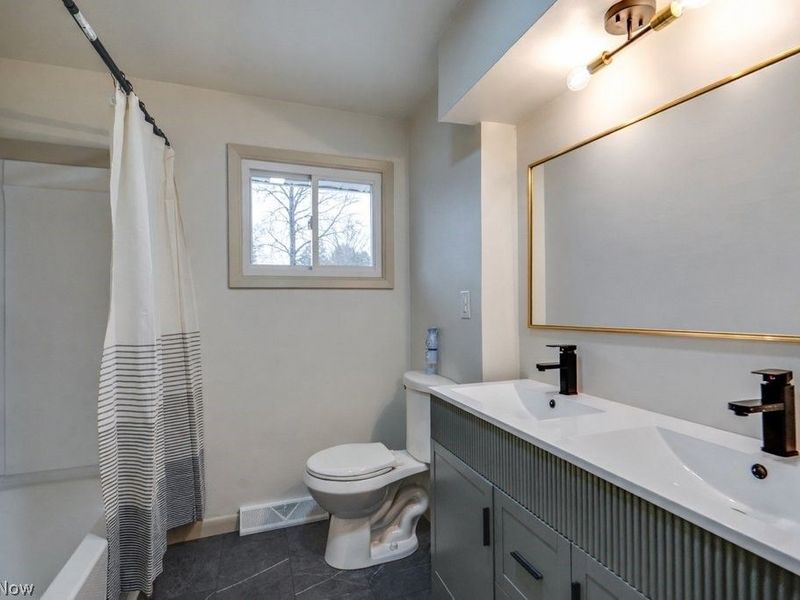 1010 Miles Avenue NW, Canton, OH 44708 Photo 28