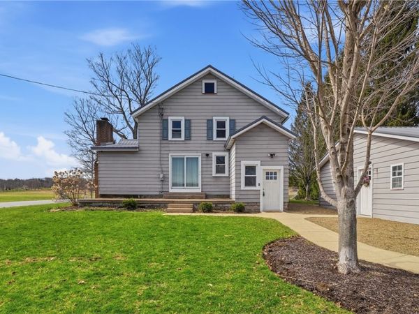 13694 S Perry Lane, Edinboro, PA 16412