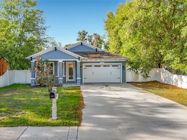 105 E BROAD STREET, TAMPA, FL 33604