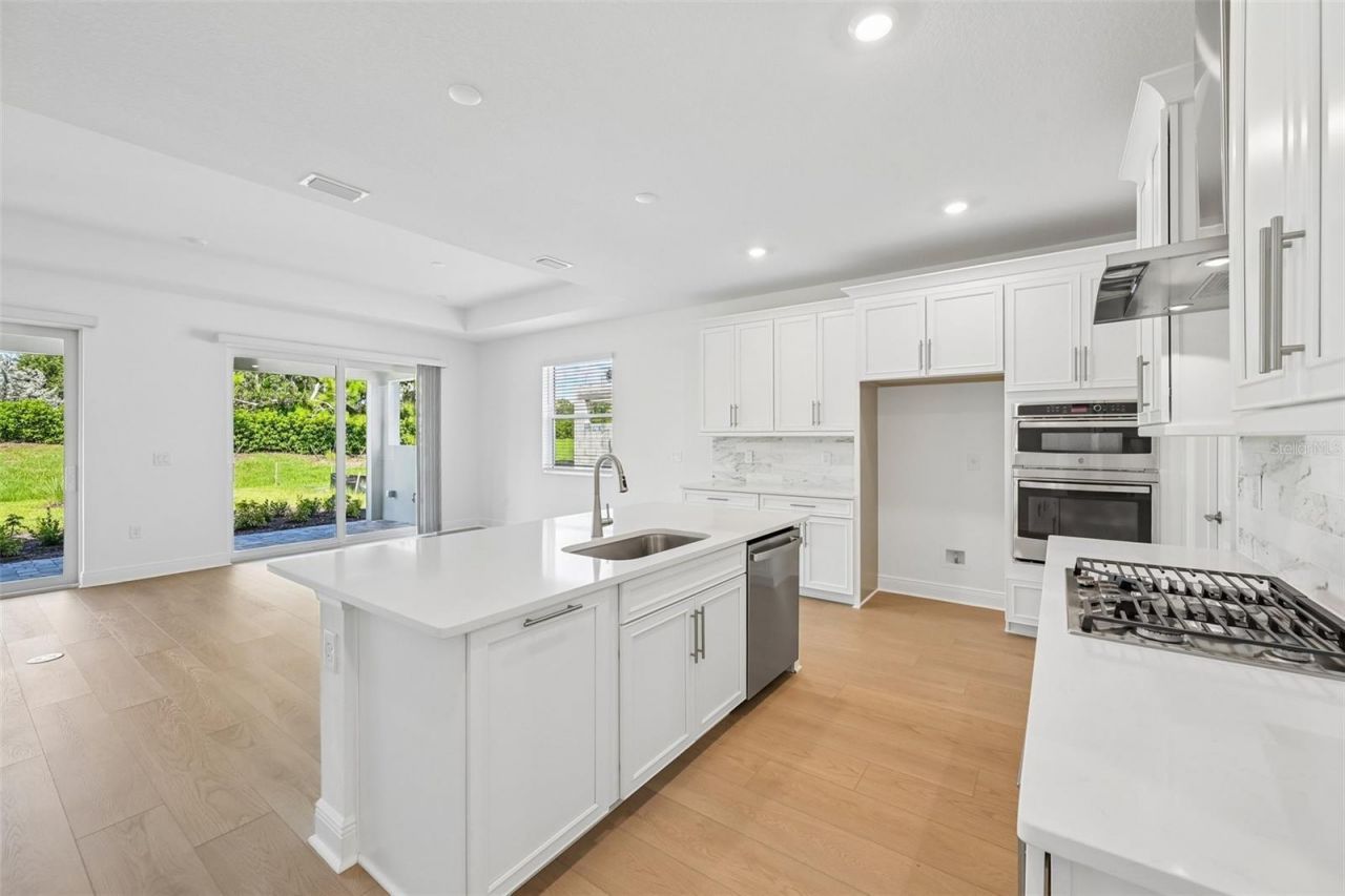 7551 Hawkstone Drive, Sarasota, FL 34241 Photo