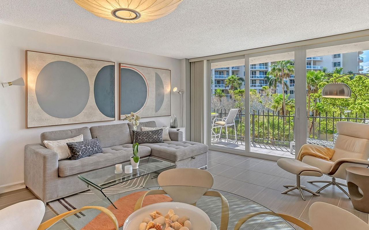 1212 Benjamin Franklin Drive, Unit 305, Sarasota, FL 34236 Photo