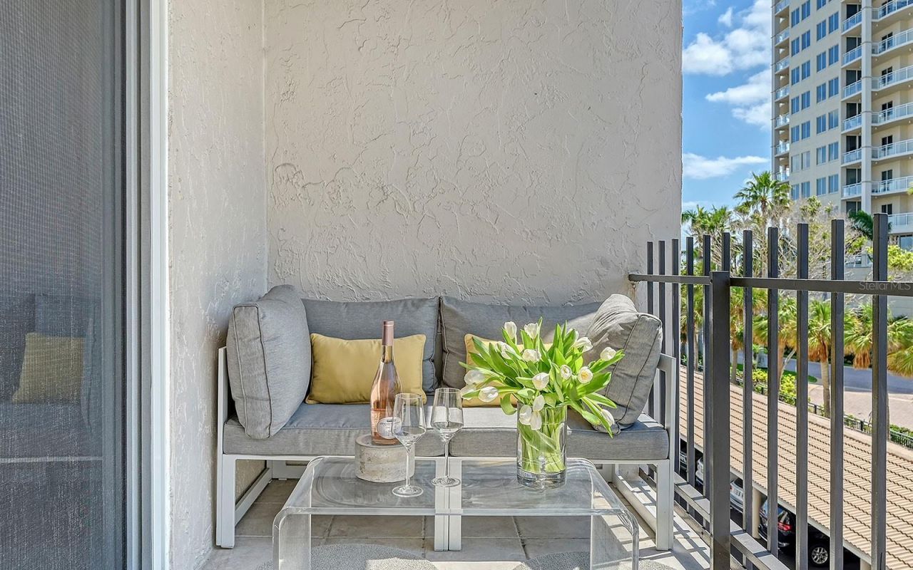 1212 Benjamin Franklin Drive, Unit 305, Sarasota, FL 34236 Photo