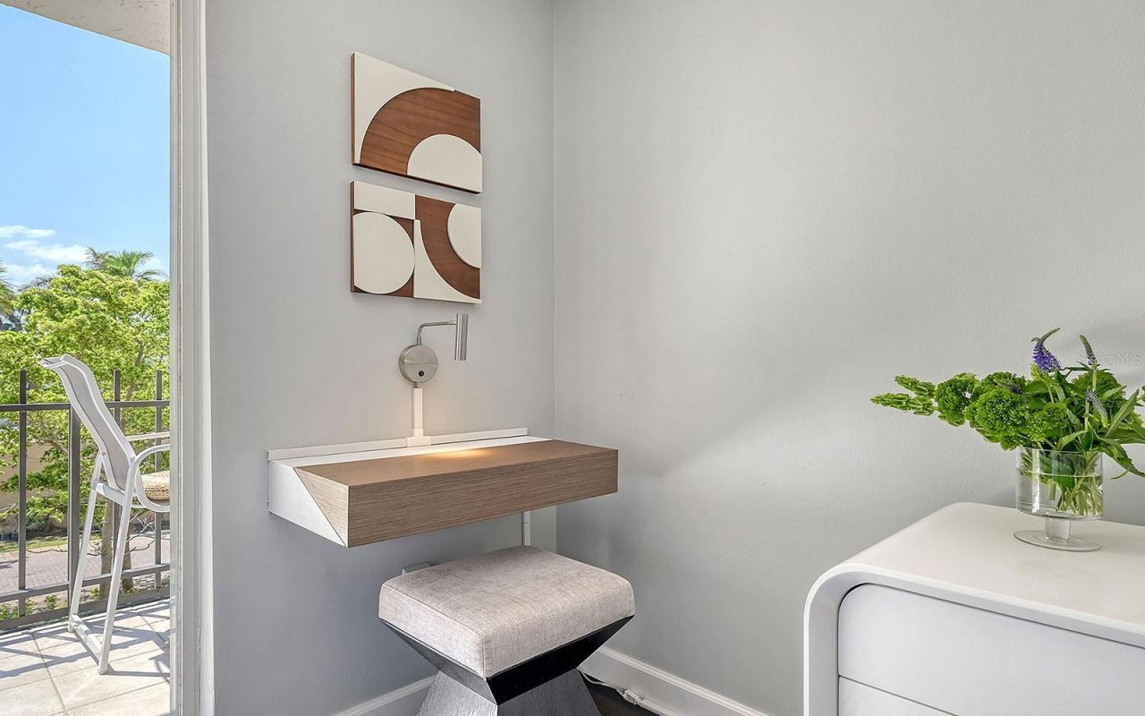 1212 Benjamin Franklin Drive, Unit 305, Sarasota, FL 34236 Photo