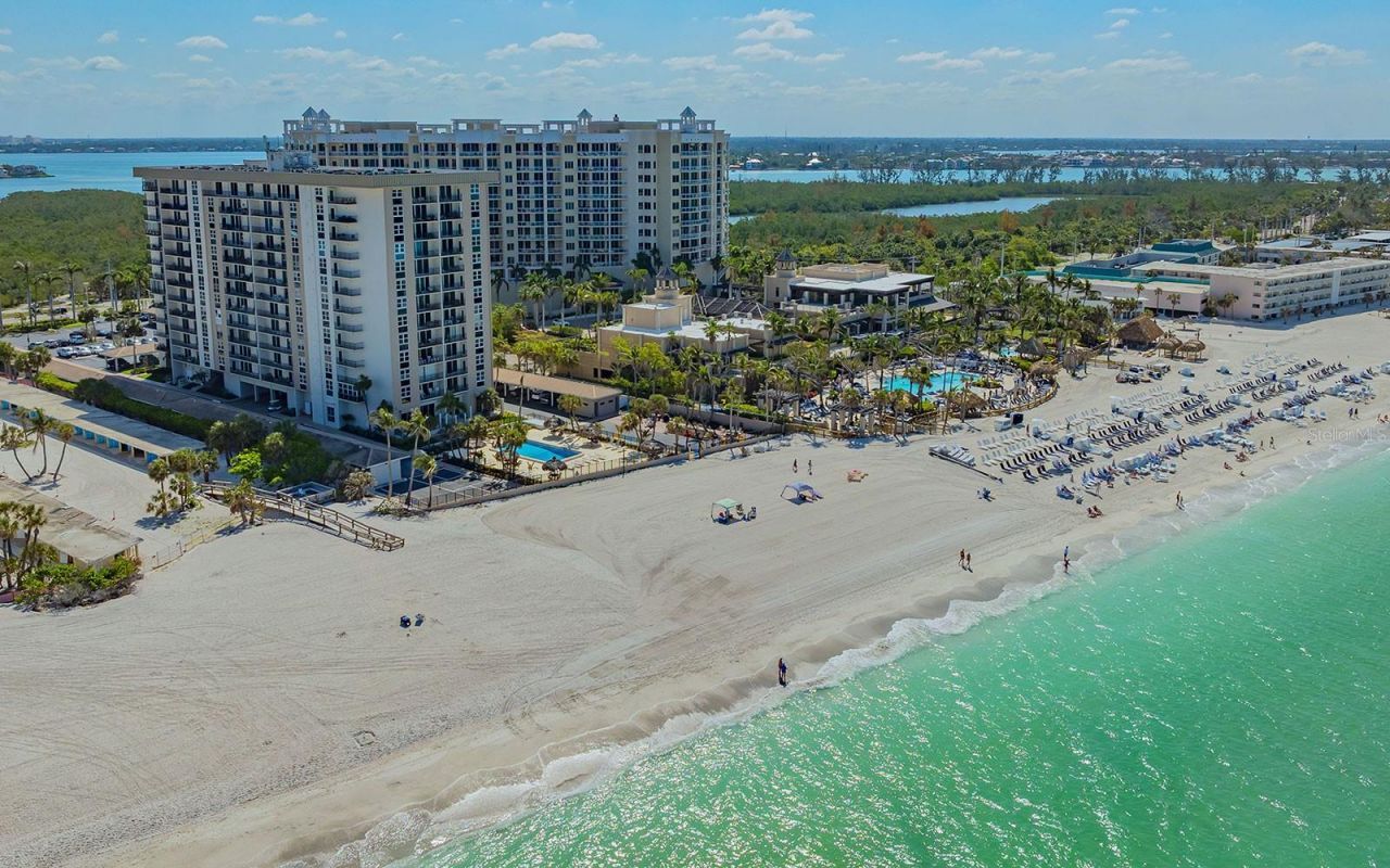 1212 Benjamin Franklin Drive, Unit 305, Sarasota, FL 34236 Photo