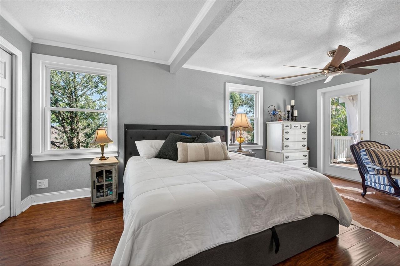 2005 Jackson Street N, Saint Petersburg, FL 33704 Photo