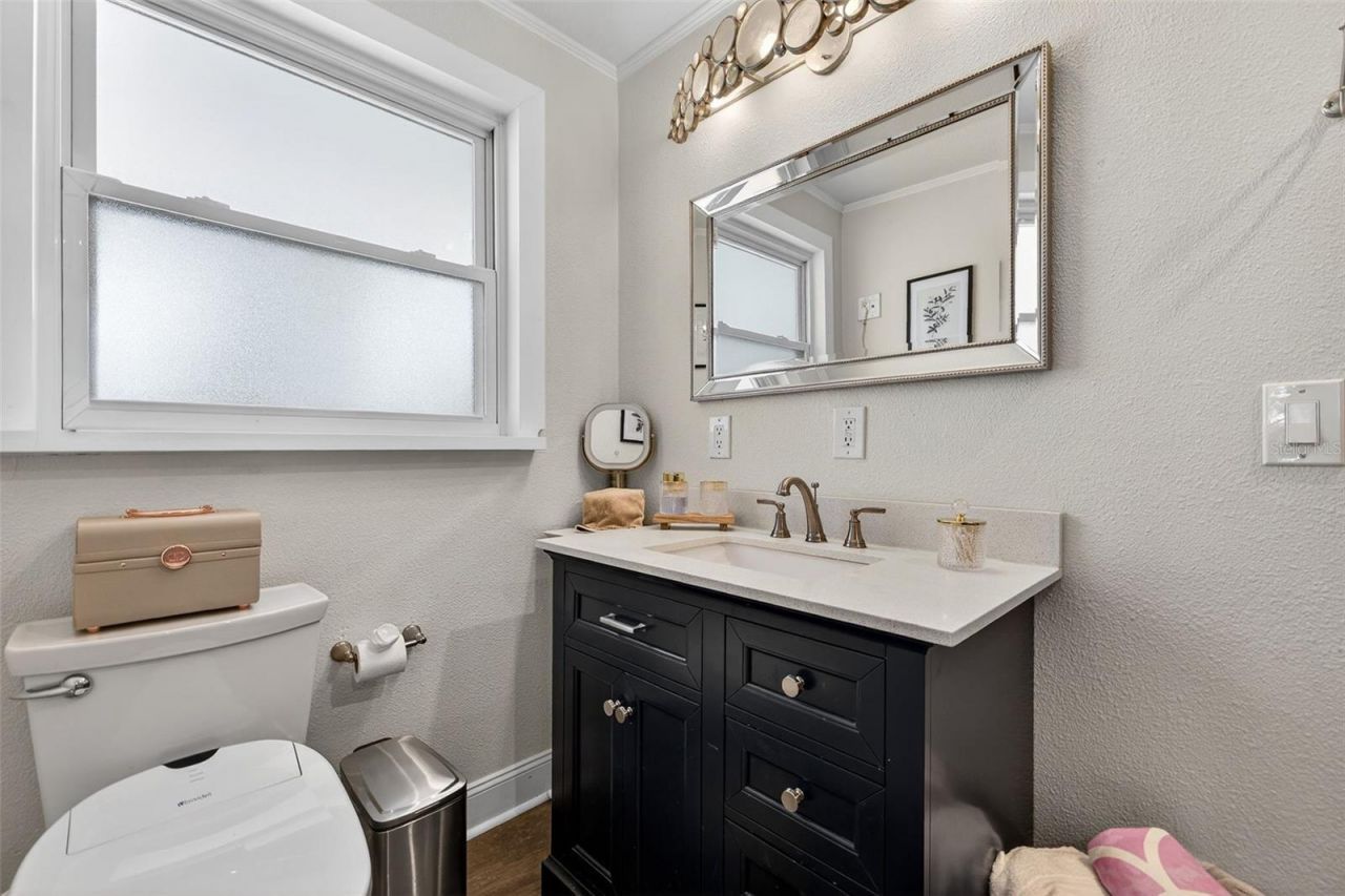 2005 Jackson Street N, Saint Petersburg, FL 33704 Photo