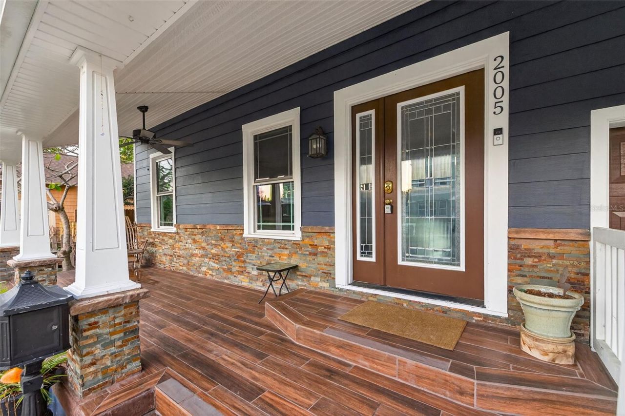 2005 Jackson Street N, Saint Petersburg, FL 33704 Photo