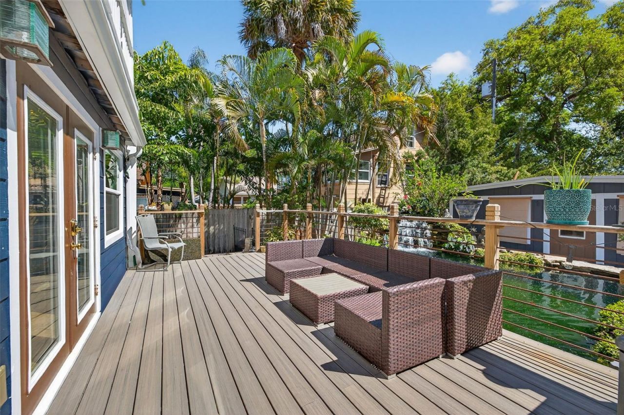 2005 Jackson Street N, Saint Petersburg, FL 33704 Photo