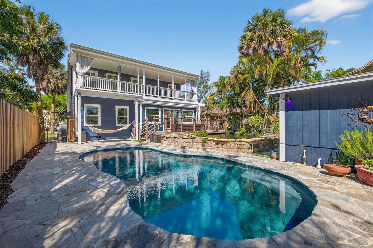 2005 Jackson Street N, Saint Petersburg, FL 33704 Photo