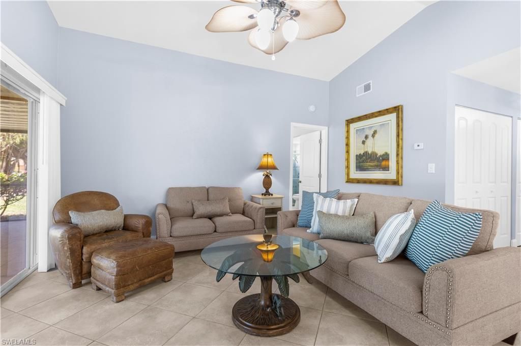 6487 Royal Woods Dr, Fort Myers, FL 33908 Photo