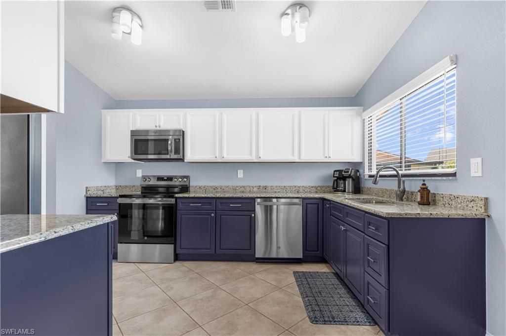 6487 Royal Woods Dr, Fort Myers, FL 33908 Photo