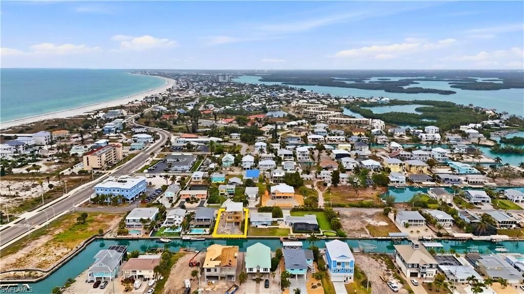 140 Bahia Via, Fort Myers Beach, FL 33931 Photo