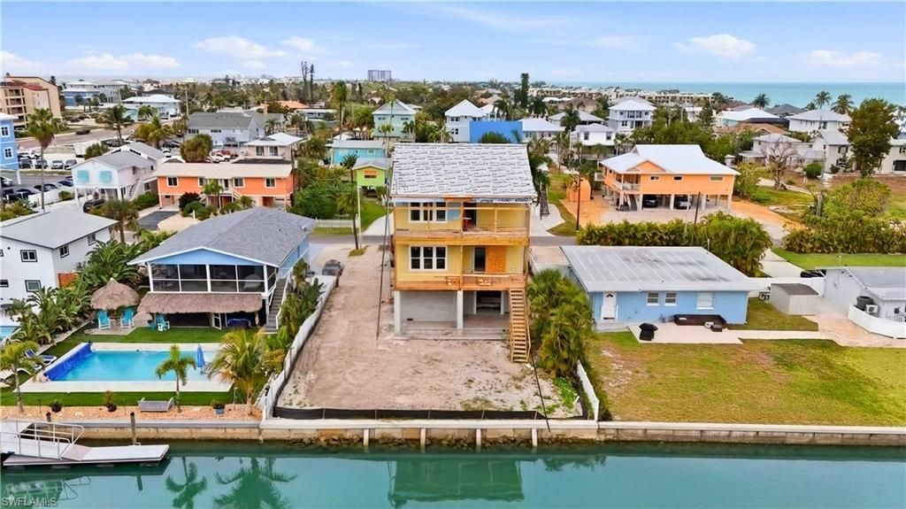 140 Bahia Via, Fort Myers Beach, FL 33931 Photo