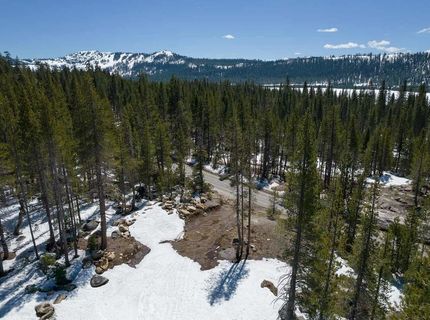20954 Donner Pass Road, Soda Springs, CA 95728 Photo