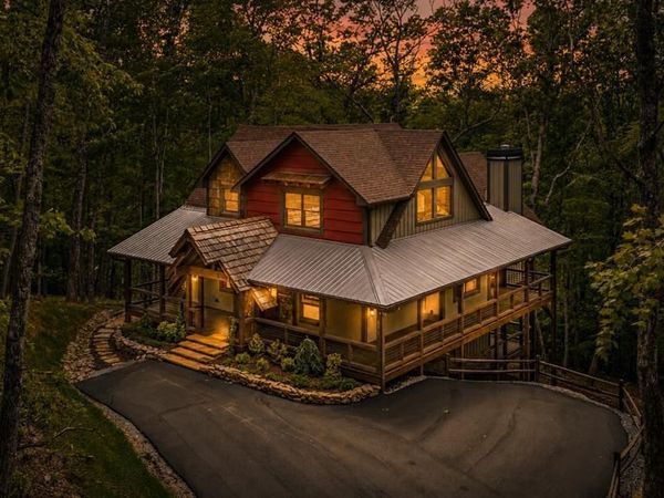 895 Price Road, Blue Ridge, GA 30513